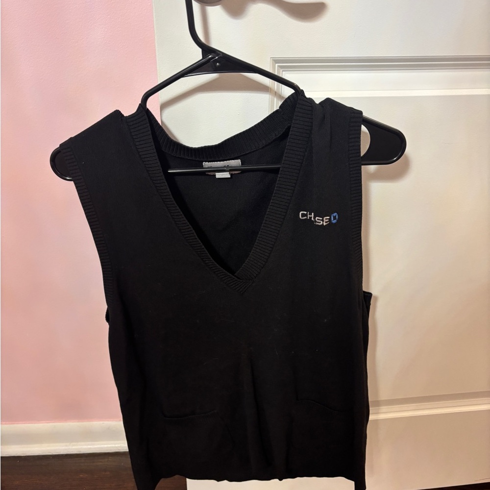 Black Sleeveless Women's Top